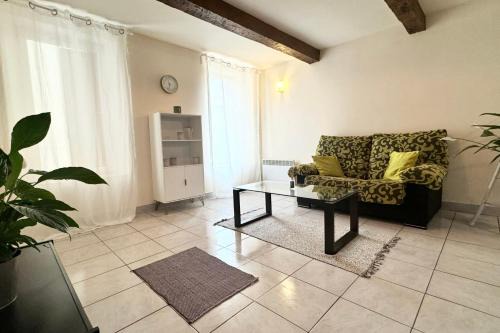 Cozy 1-Bedroom Apartment near Vieux-Port