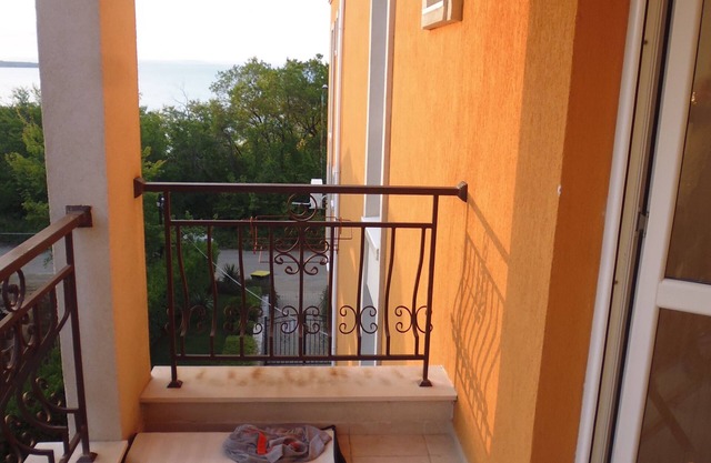 Cozy 1-bedroom with AC and WiFi in charming Sozopol