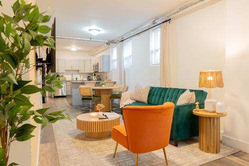 Cozy 1BR Apt Free Garage Parking Near NYC