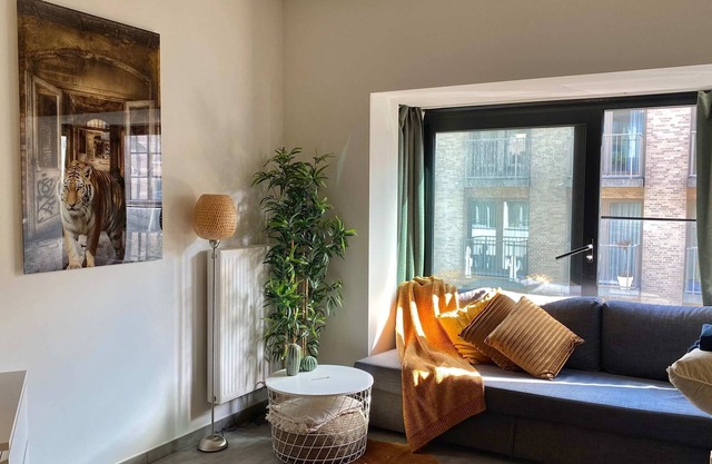 Cozy 1BR City Centre Near Meir Shopping by Oneluxstay