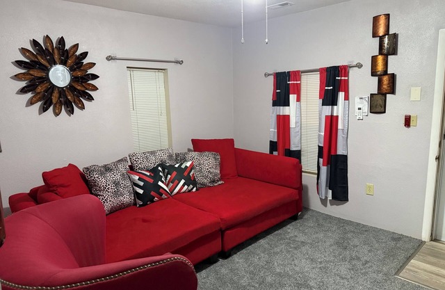 Cozy 1br Home near the ocean with two Roku TVs.