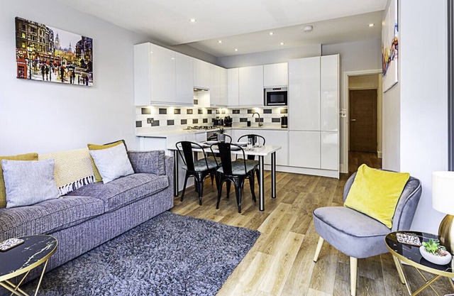 Cozy 2 Bed Apartment in Chiswick
