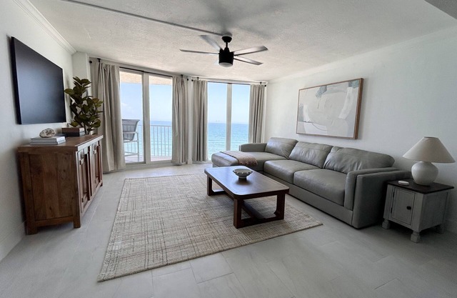 Cozy 2-bedroom condo in charming Daytona Beach Shores.