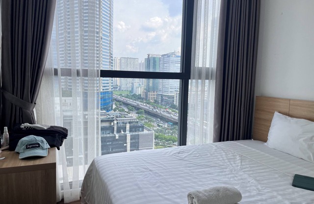 Cozy 2-bedroom apartment in amazing Hà Nội with fitness room, AC