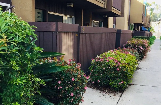 Cozy 2-bedroom condo in beautiful San Diego with fitness room, WiFi