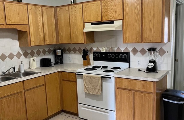 Cozy 2-bedroom Home in Central Texas - Fully furnished including all utilities