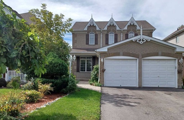 Cozy 2 Bedroom suite in the best area of Oshawa