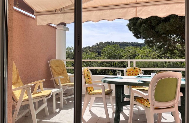 Apartamento ideal para familias, cerca de la playa, con terraza y parking privado