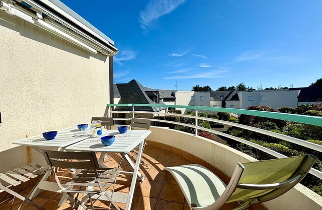 Alquiler Carnac: Apartamento T2 + Cabina, Balcón, 2ª Planta, 4 pers, a 500m de la Playa