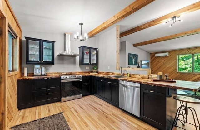 Cozy 3-bedroom cabin on beautiful Sand Lake in lovely Cumberland, WI.