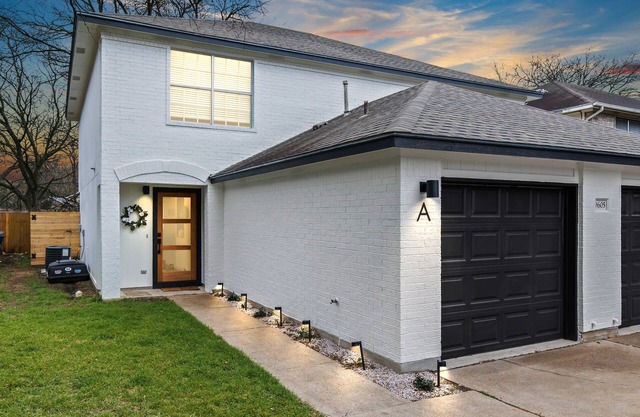 Luxury 3 bedroom condo with amazing backyard
