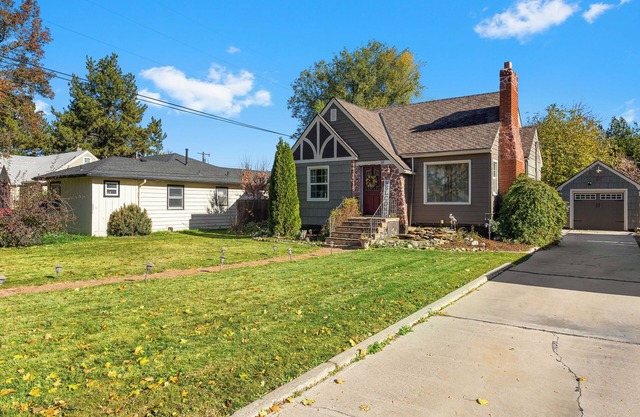 Cozy 3 bedroom Cottage in quiet neighborhood in Nampa