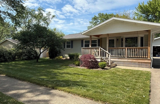Cozy 3 bedroom home, minutes to the beach, outlets, casino and dining.