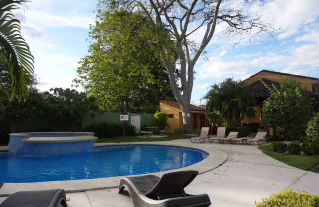 "Cozy 3-Bedroom Retreat – A/C, WiFi, Near Beaches & Shops, 15 Min to Airport!"