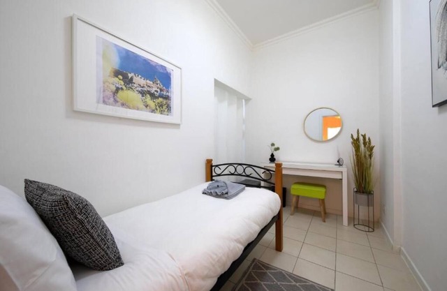 Cozy 3 Bedrooms - Near Sliema Seafront