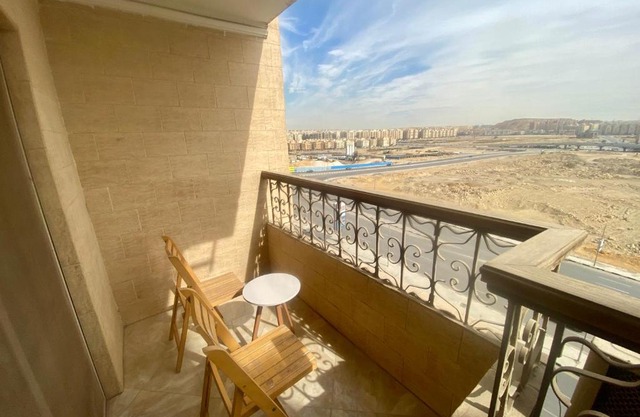 Cozy 3BR Apartment in Maadi - Family Only