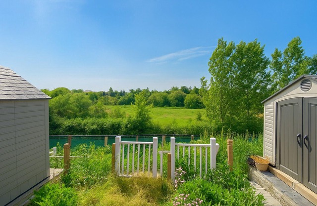 Cozy 3BR Caledon Bsmt Suite w/ Private Access & Basketball Court—Near Brampton!