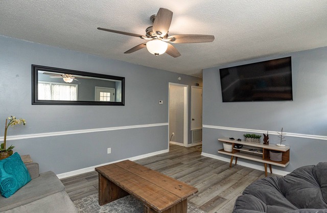 Cozy 3BR Home With Outdoor Space