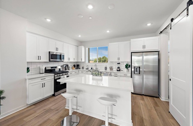 Cozy 4bedroom townhome minutes from the beach in delightful San Juan Capistrano