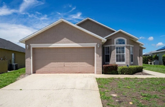 Cozy 4BR Pool Home w/ Game Room Near Disney