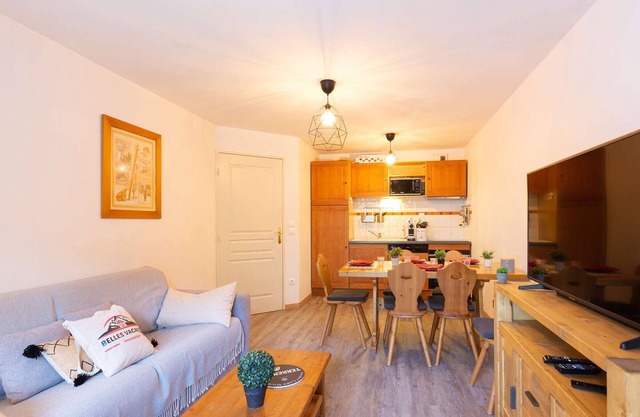 Apartamento para 6 en Vielle-Aure con piscina cubierta y terraza - Cerca de teleférico y termas