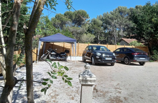 Cozy and air-conditioned independent apartment on the edge of the pine forest
