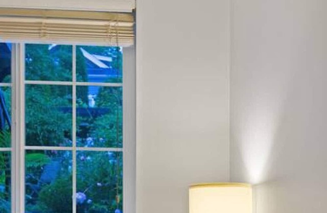 Cozy and Calm: Modern Studio with Private Entrance