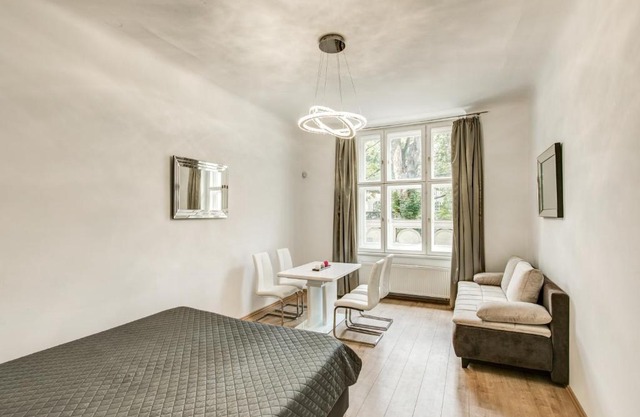 Cozy and Classy Apartment in the Old Town