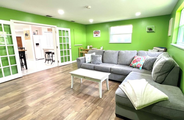 Cozy and comfortable two bedroom home that is perfect for your stay in Jensen!