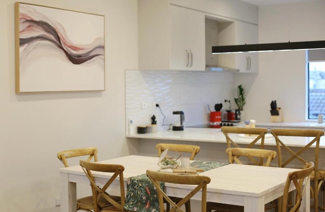 Cozy and comfortable, sunny three-storey building