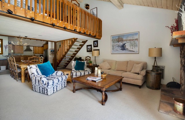 Cozy and Comfortable 2 Bed, 2 Bath Condo in Elkhorn - Adventurer’s Paradise