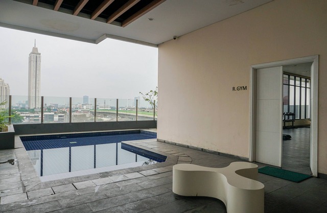 Cozy and Elegant 2BR Apartment at Kebayoran Icon