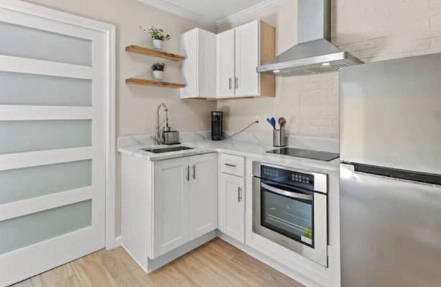 Cozy and Homie Studio Apartment