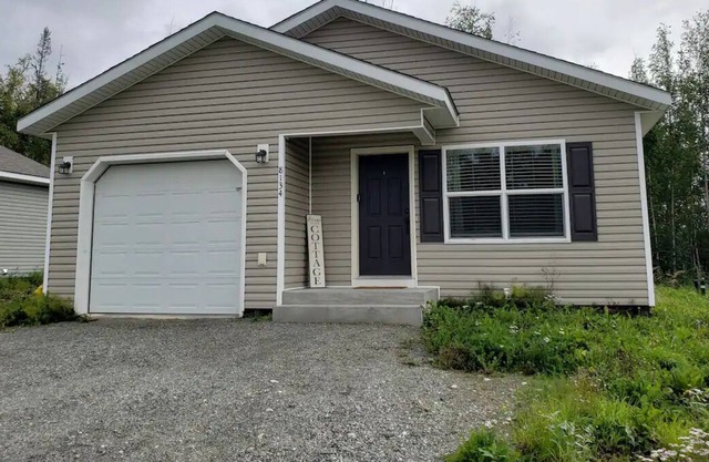 Cozy and quiet 3 bedroom cottage