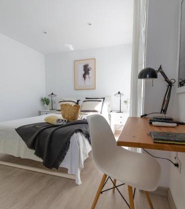Cozy and sea views private terrace apartment