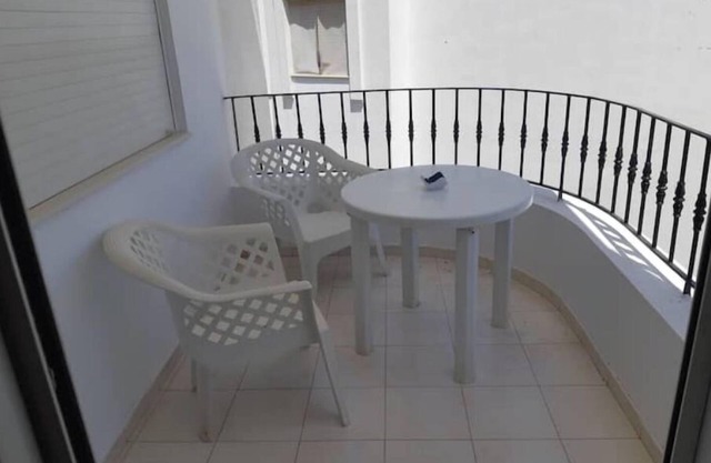 Cozy and spacious apartment near the beach
