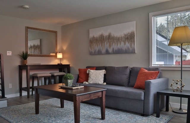 Cozy and Stylish - 2BR Hideaway w/ EV Charging