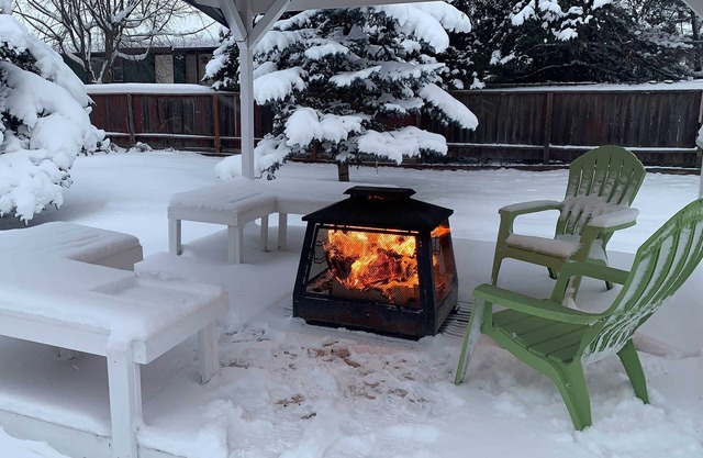 Cozy Apartment < 4 Miles to Downtown Anchorage!