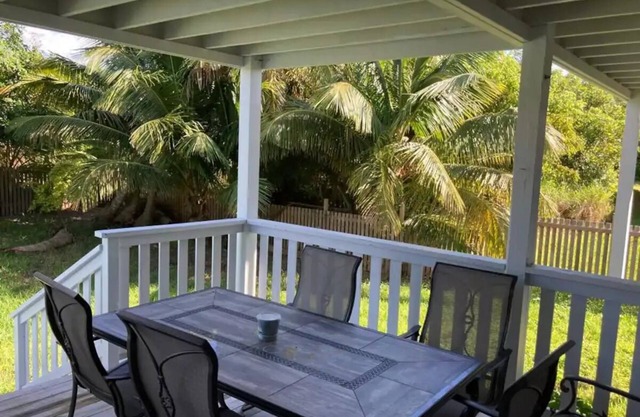 Cozy Apartment in Guana Cay Abaco -ground floor