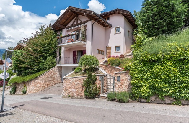 Acogedor apartamento "Casa Weekend" con vistas al lago, a las montañas y Wi-Fi