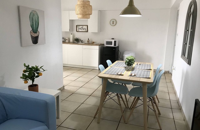 Acogedor apartamento en Arecibo, ¡cerca de todo!