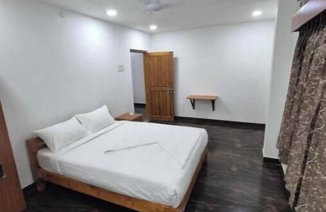 Cozy apartment in enjoyable Dindigul with AC/ Mymoon service apartment
