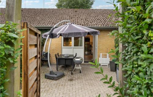 Cozy Apartment In Middelfart With Wifi