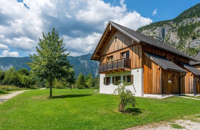 Cozy Apartment in Obertraun With Pool