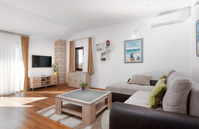 Acogedor apartamento en Porec con WiFi