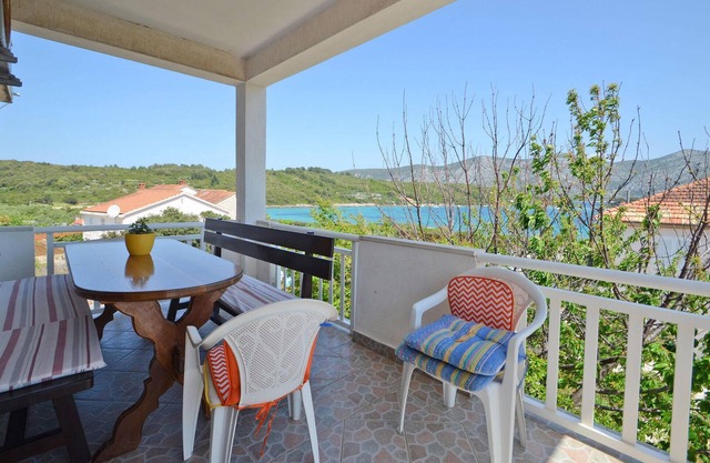 Acogedor apartamento en Racisce con.