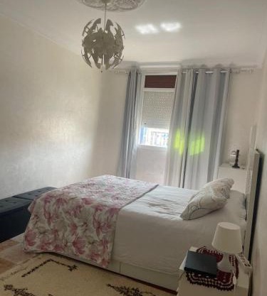 cozy apartment is in a good location