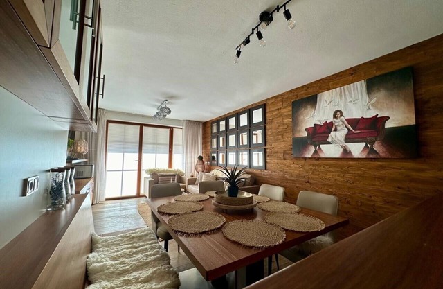 Cozy apartment with mountain view and close to the slopes in the Zillertal Arena