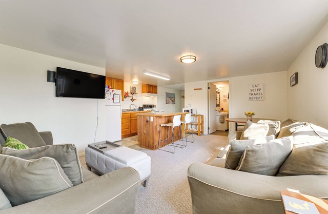 ¡NUEVO! Cosy Apt <1 Mi a Lake Huron / Mins a Mackinac