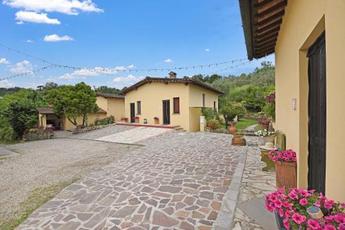 Cozy Apt V and Cozy Apt T Figline With Shared Pool - Happy Rentals